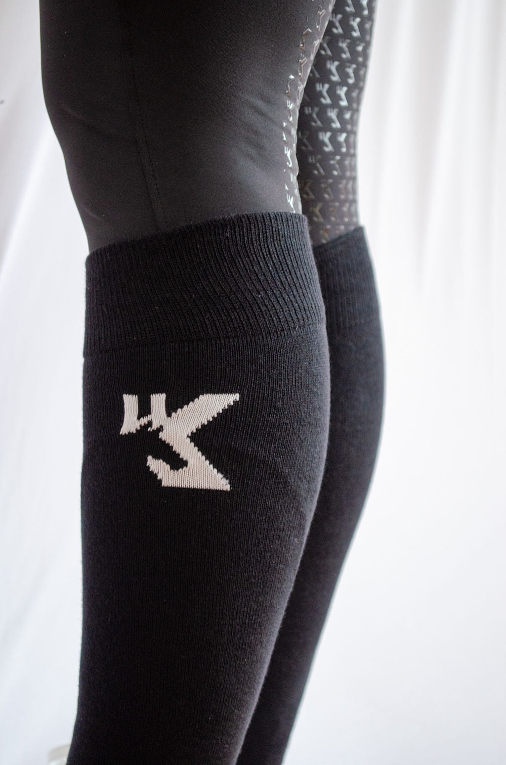 Simple Logo Socks - Black